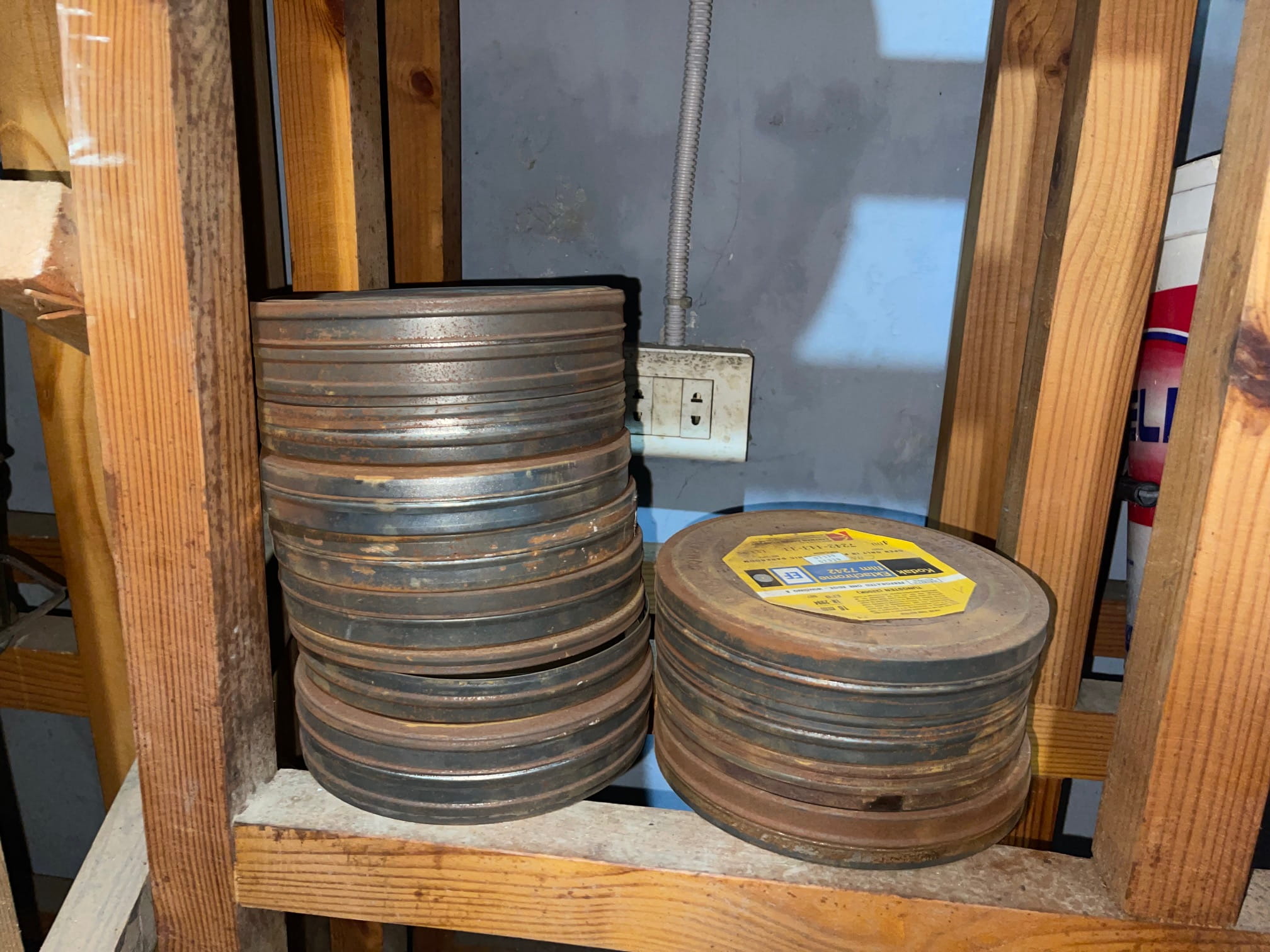 Pile of reels in 'bad state' or 'damaged' Collection Nadi Lekol Nas, Beirut